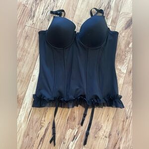 Torrid corset black bustier with adjustable straps and garter straps size 2